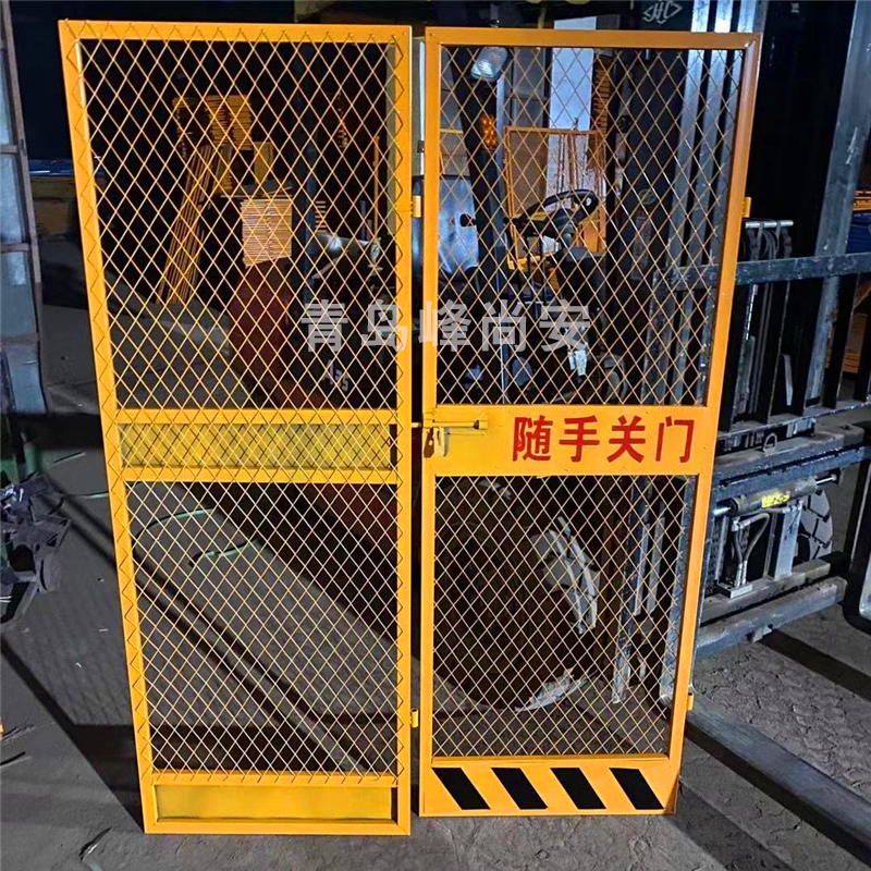 广平电梯防护门
