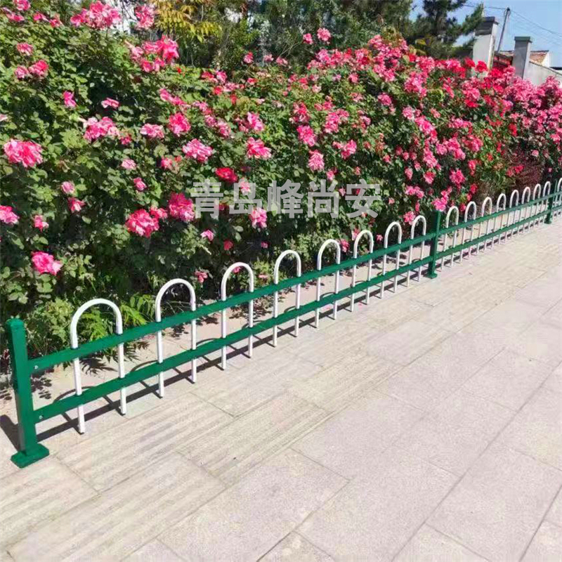 锌钢草坪护栏