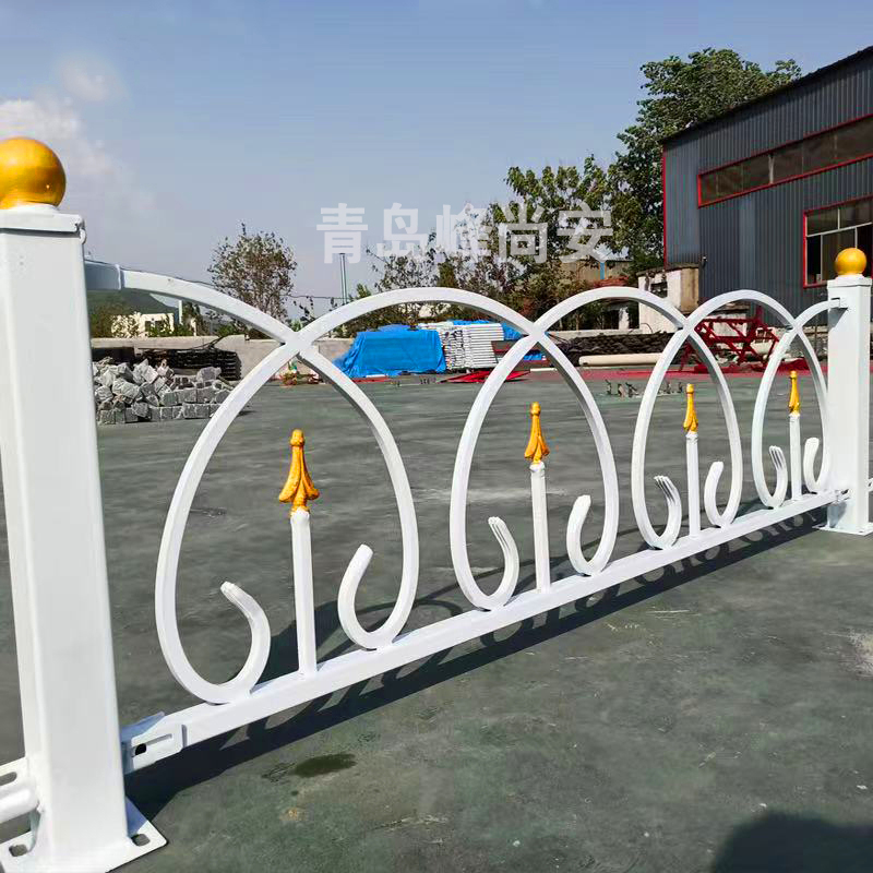 洛浦锌钢草坪护栏