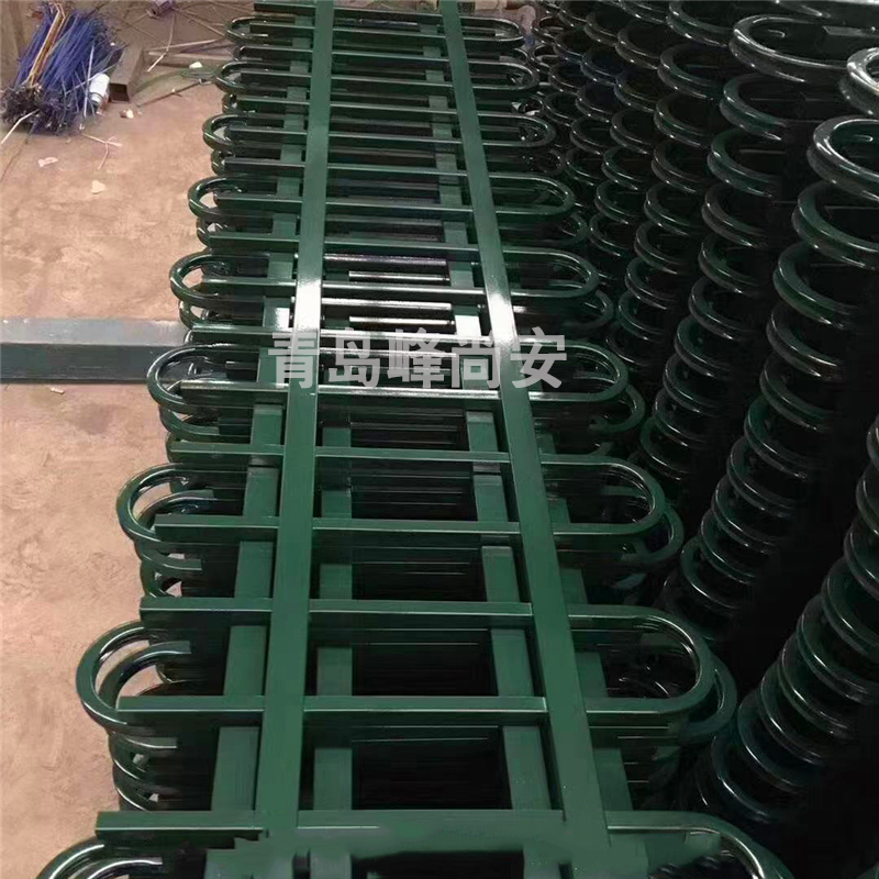 锌钢草坪护栏