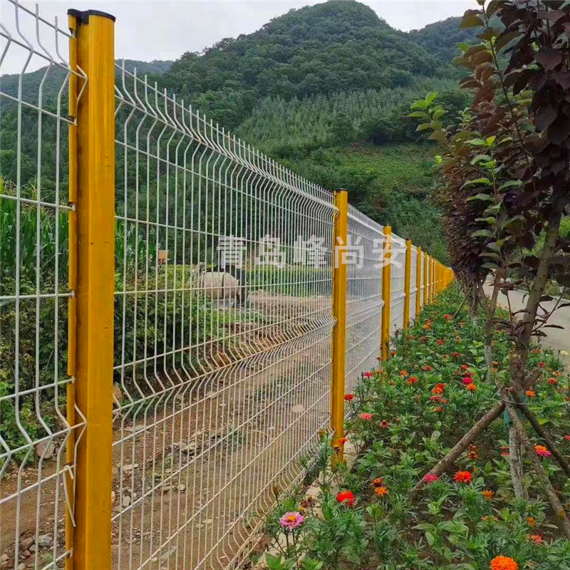 东方桃型柱护栏网